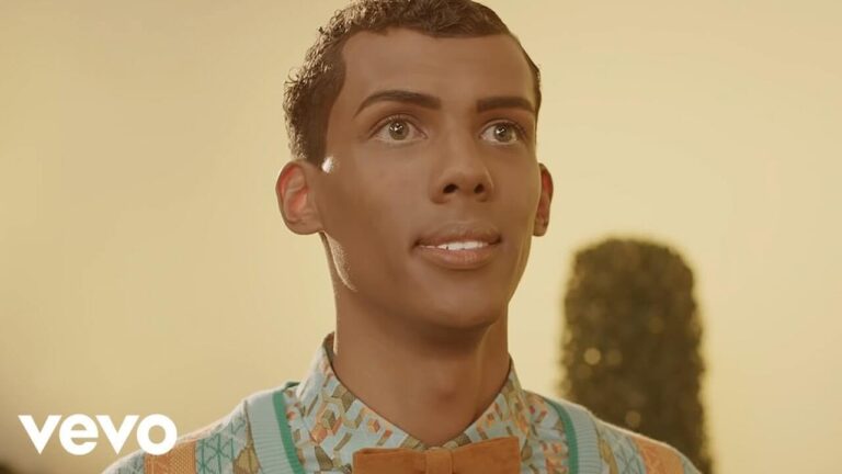 Stromae – papaoutai (Official Video) (2013)