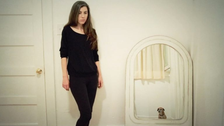 Julia Holter – Feel You (2015)
