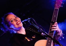 ANNEKE VAN GIERSBERGEN et KLONE à La Péniche de Lille © Ludovic Mannechez