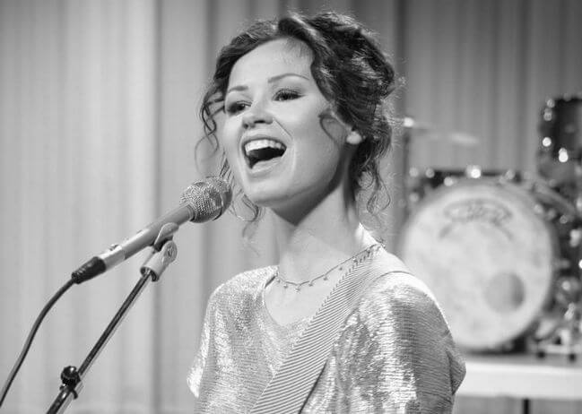Soffía Björg – I Lie