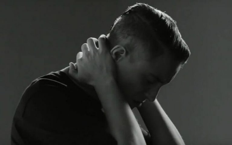 Loïc Nottet – Million Eyes