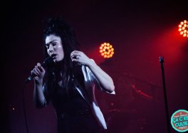 Brisa Roché + Louis Aguilar au Poche de Béthune © Ludovic Mannechez