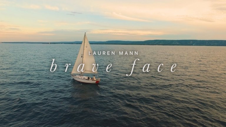Lauren Mann – Brave face