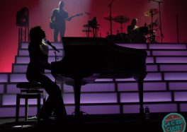 Cœur de Pirate avec Gaël Faure à l'Aéronef de Lille © Nicolas Fournier