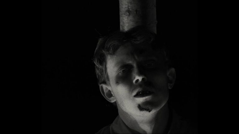 King Krule – (Don&rsquo;t Let The Dragon) Draag On