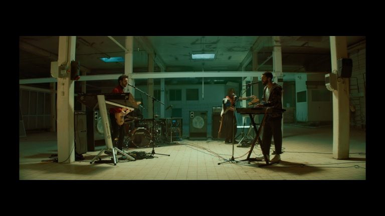 Meguro le nouveau titre et clip de BLOW ! (2021)