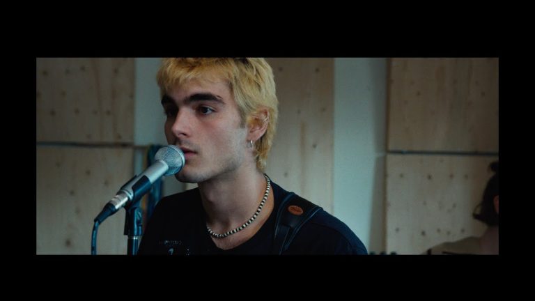 David Caspar et son clip pour Time Is a Thief