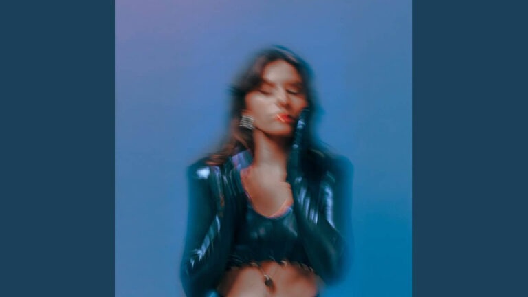 Emma Hoet – Ne t&rsquo;en fais pas (2024)
