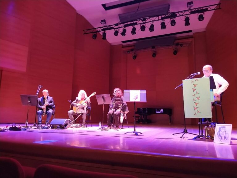 Reportage : Quand je reviendrai de Patrick Dréhan au Tourcoing Jazz Festival 2024. Se dévoiler de Patrick Dréhan une balade poétique dans un musée imaginaire (2025). Théâtre du Rollmops : une nuit suspendue pour « Se dévoiler » et réparer le monde (2026)