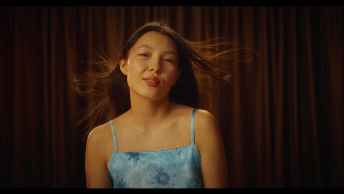 Céline Dessberg – on est pareil (2024)