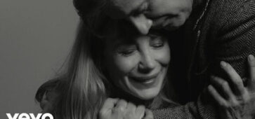 Thomas Dutronc - Les p'tits bonheurs (Clip Officiel)