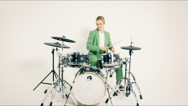 Florrie – If It&rsquo;s Been A Hard Night (Official Video) (2024)