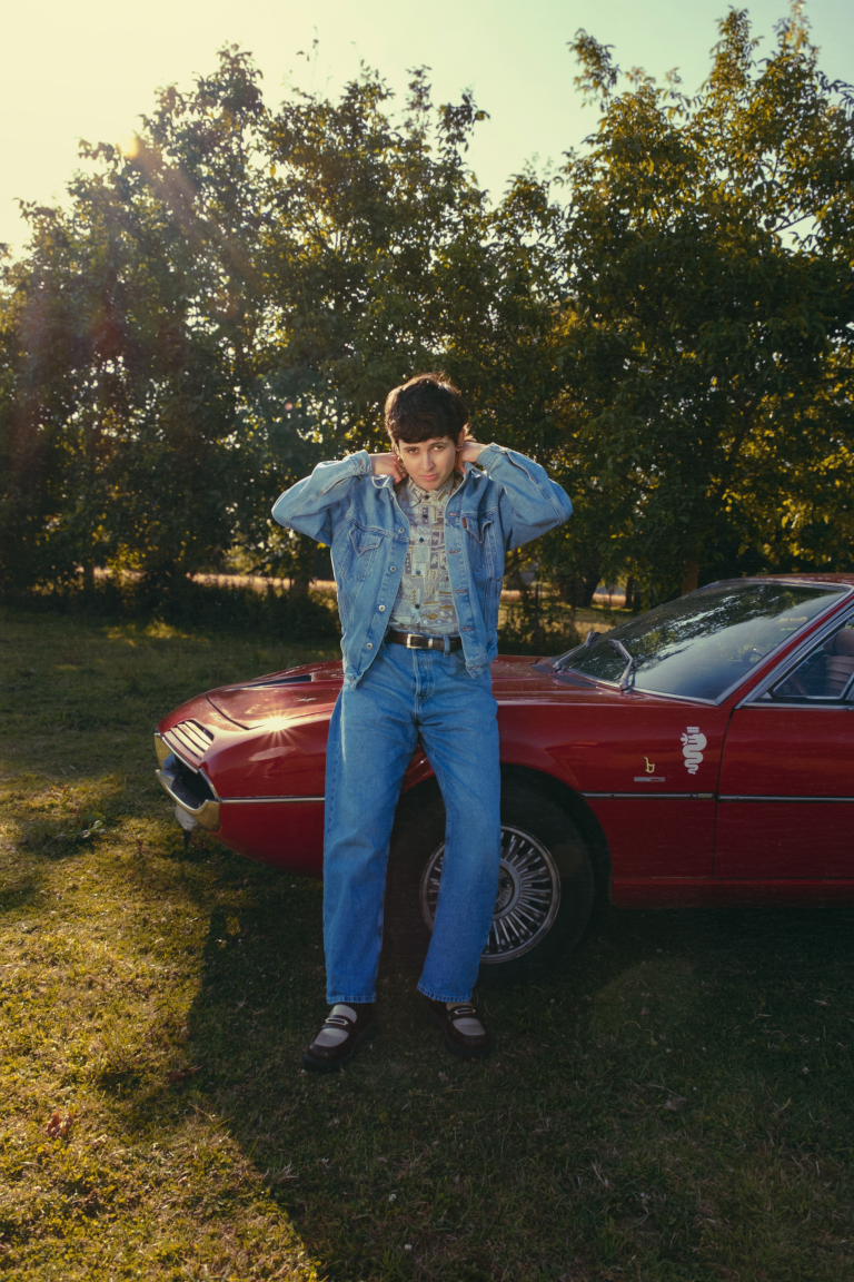 Interview d'Adahy daniel balavoine dialogue entre l'enfant et l'idole (2026)