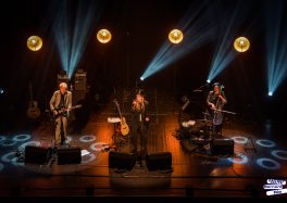 Suzanne Vega-Photo banniere Live Report l’élégance intemporelle de Suzanne Vega au Théâtre de Béthune (2026)